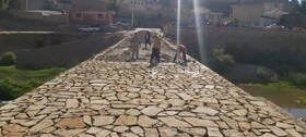حفاظت اضطراری چهار پل تاریخی لرستان در برابر خطر سیلاب