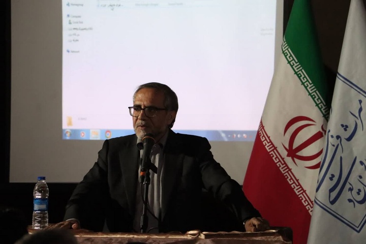 رونمایی کتاب بیابانک