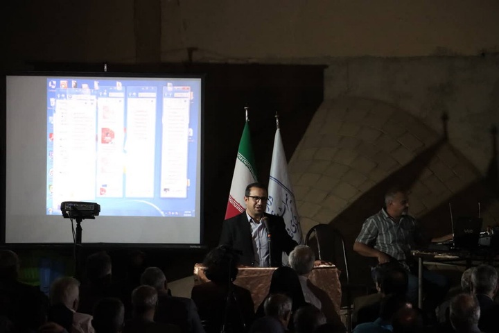 رونمایی کتاب بیابانک