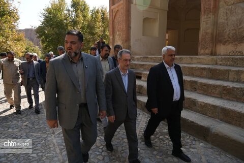 بررسی ظرفیت‌های گردشگری شهرستان کلات با حضور دکتر محسنی بندپی معاون گردشگری کشور و دکتر عظیمی راد نماینده مشهد و کلات