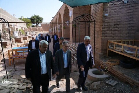 بررسی ظرفیت‌های گردشگری شهرستان کلات با حضور دکتر محسنی بندپی معاون گردشگری کشور و دکتر عظیمی راد نماینده مشهد و کلات