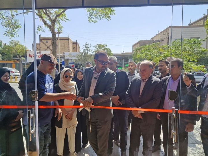 نخستین فروشگاه خراطی سنتی سرایان افتتاح شد