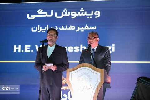 جشنواره بادام شهرستان بن