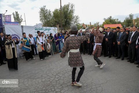 جشنواره بادام شهرستان بن
