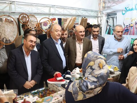 افتتاح نمایشگاه و نکوداشت روز کرج که در تالار شهیدان نژادفلاح