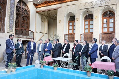 همایش تخصصی سرمایه‌گذاری گردشگری «مهر شیراز»