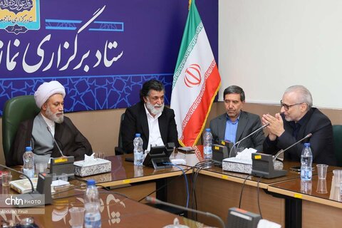 دیدار مدیران و فعالان گردشگری با نماینده ولی فقیه در استان فارس