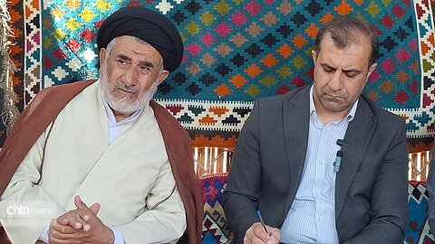 نمایش دست‌بافته‌های دهستان سادات محمودی در حاشیه همایش روستای میمند