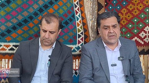 نمایش دست‌بافته‌های دهستان سادات محمودی در حاشیه همایش روستای میمند