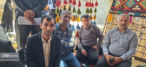 نمایش دست‌بافته‌های دهستان سادات محمودی در حاشیه همایش روستای میمند