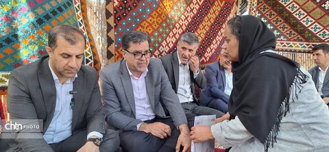 نمایش دست‌بافته‌های دهستان سادات محمودی در حاشیه همایش روستای میمند