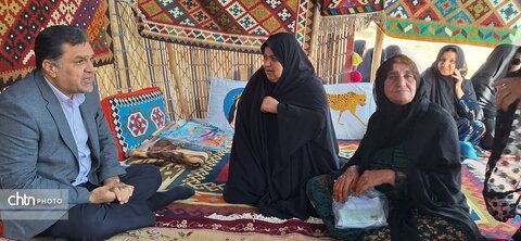 نمایش دست‌بافته‌های دهستان سادات محمودی در حاشیه همایش روستای میمند