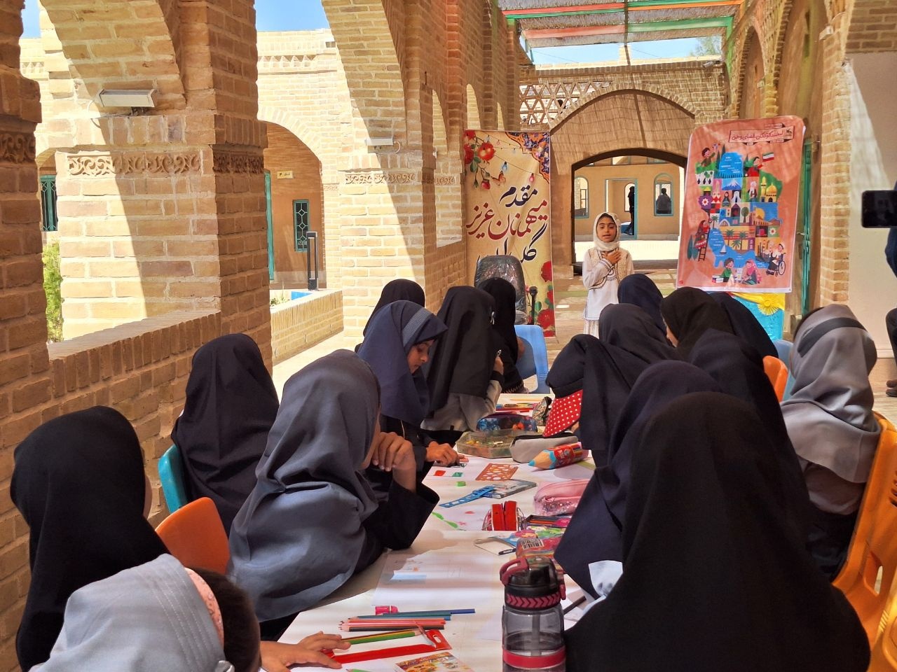 جشن روز ملی کودک در بومگردی هامون برگزار شد