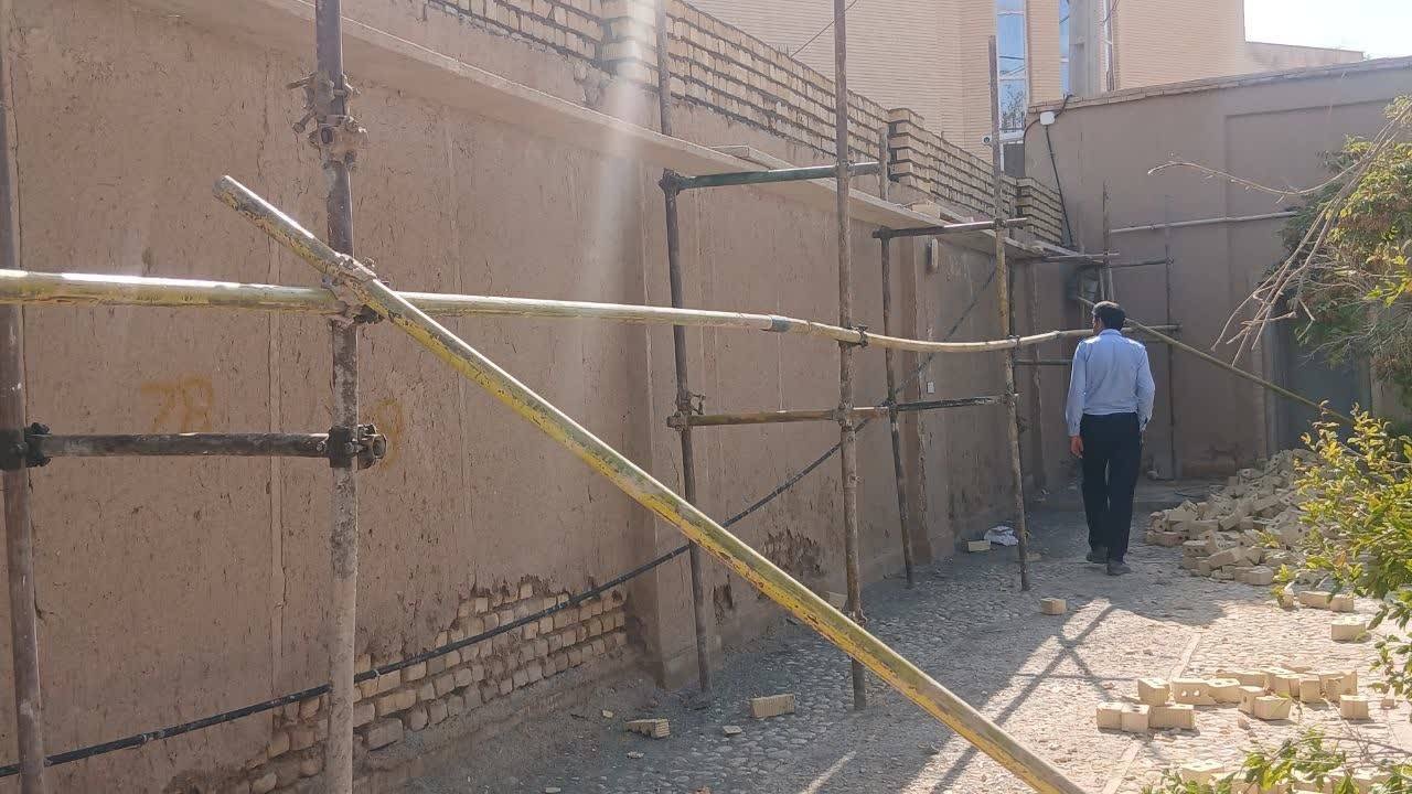 آغاز عملیات مرمت و ساماندهی خانه تاریخی صالحی خاتم