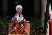 شعر حافظ ظرفیت تبیین مفاهیم دینی و حماسی را دارد