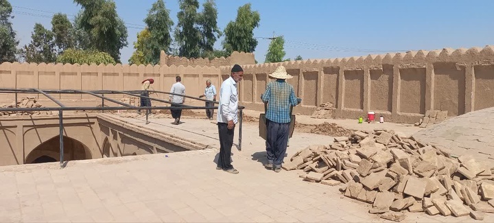 اقدامات حفاظتی و بررسی‌های فنی در بنای تاریخی سلطان بندر آباد ادامه دارد