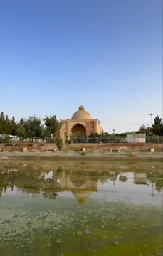امامزاده سه گنبدان (بقعه متبرکه امامزادگان زید و رحمان) یکی از ارزشمندترین و شاخص‌ترین آثار تاریخی، مذهبی و معماری البرز