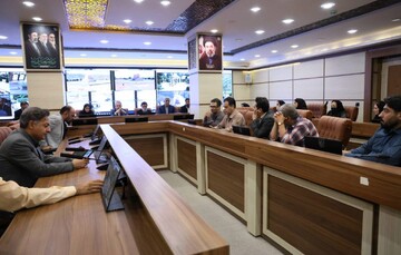 نشست معاون گردشگری وزارت میراث‌فرهنگی با کارکنان اداره کل میراث‌فرهنگی فارس برگزار شد