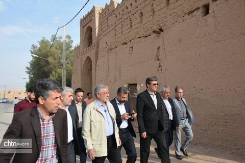 بازدید از آثار تاریخی و فرهنگی شهرستان اشکذر