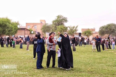 بادگیرها و بادبادک‌های سنتی در شوشتر به پرواز درآمدند