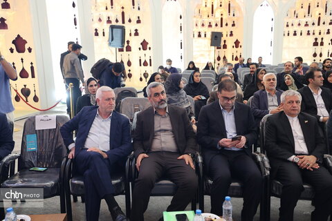 آئین افتتاح نمایشگاه صنایع خلاق اصفهان