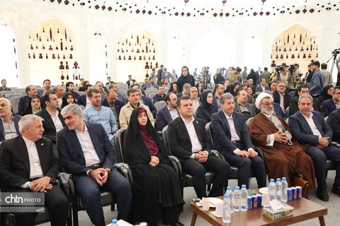 آئین افتتاح نمایشگاه صنایع خلاق اصفهان