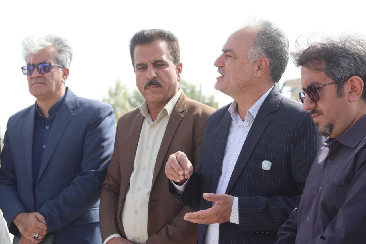 برگزاری کارگاه هزار خشت به مناسبت هزاره گنبد عالی ابرکوه