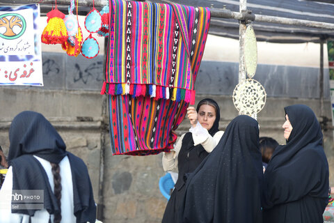 چهارمین جشنواره گردوی کلور