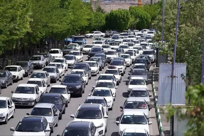ترافیک نیمهسنگین در چهار محور منتهی به تهران