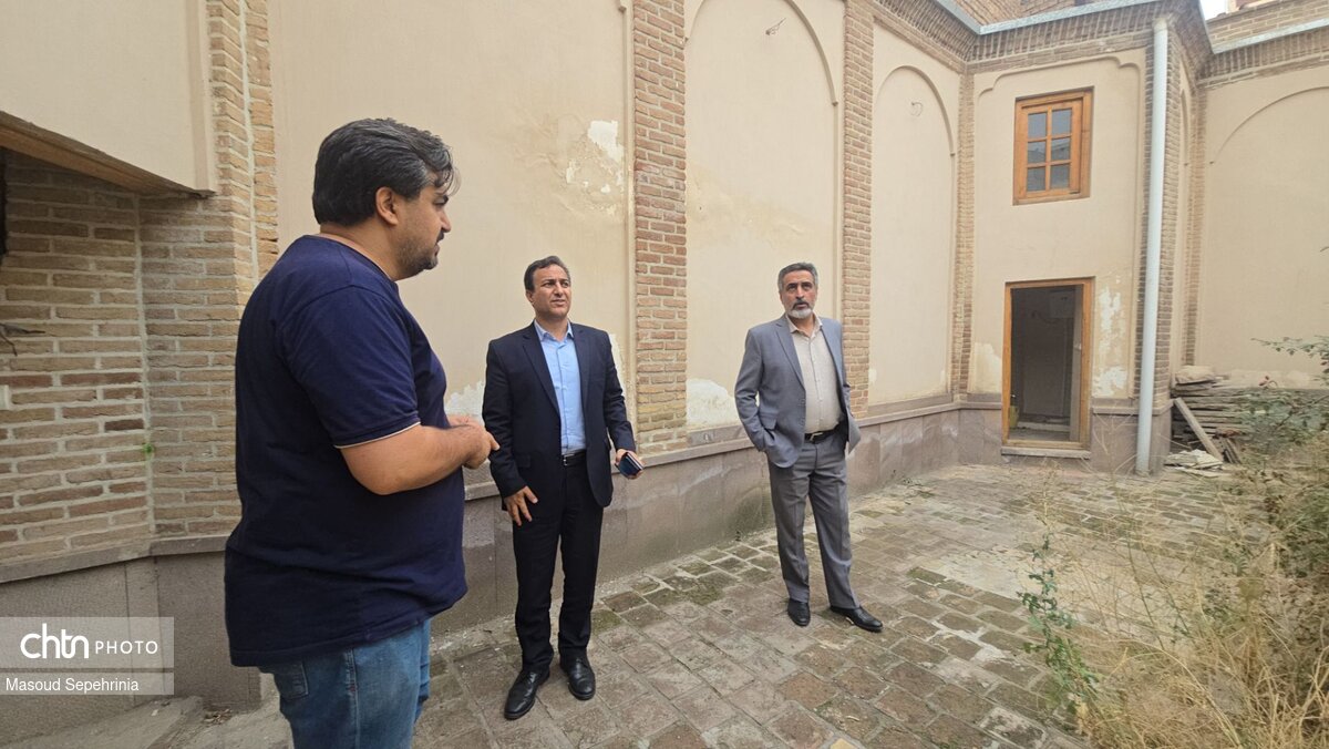 بازدید مدیرکل میراث فرهنگی آذربایجان شرقی از خانه تاریخی سلطان القرائی