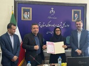 سند مالکیت حدنگار قلعه الموت به میراث‌فرهنگی استان قزوین اهدا شد