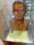 سردیس زنده‌یاد ابوالفضل گودرزوند چگینی در موزه مردم‌شناسی رودبار نصب شد
