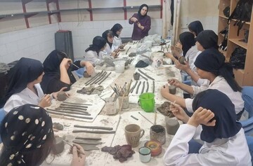 آموزش تخصصی سفال و سرامیک در عمارت تاریخی داعی