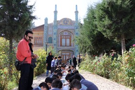 جشنواره نقاشی کودکان در بنای تاریخی آینه خانه مفخم بجنورد