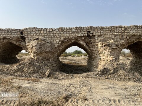 مرمت پل تاریخی لاتیدان در هرمزگان