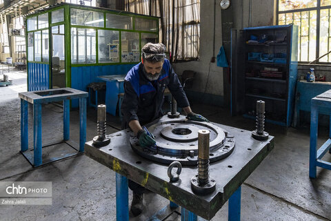 صنعت؛ میدان پیوند دانش و تجربه