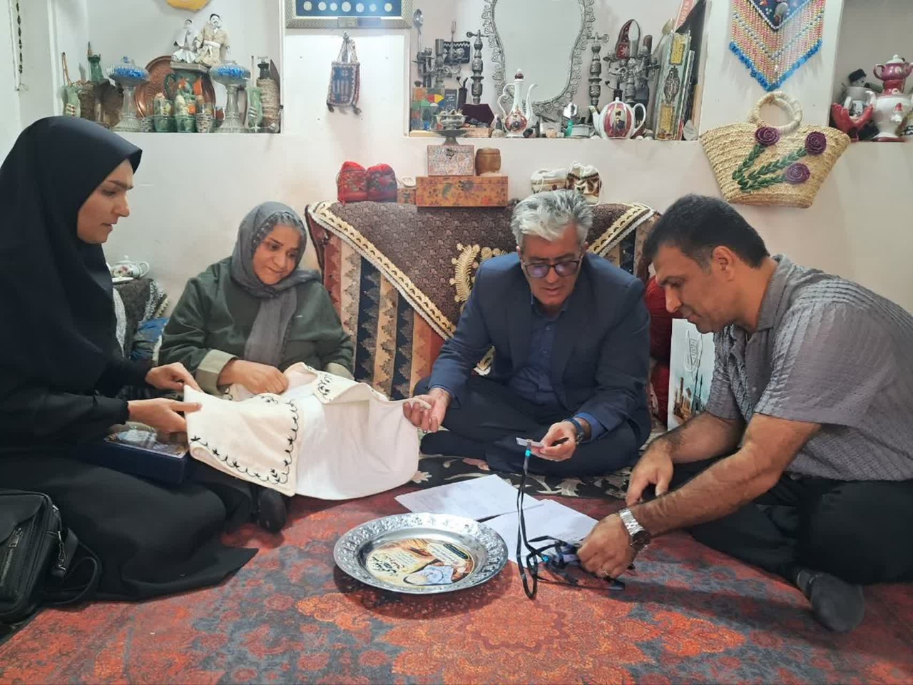 جلیقه سنتی ابرکوه ثبت ملی می شود