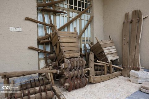 ایزدخواست؛ شکوهی به وسعت تاریخ