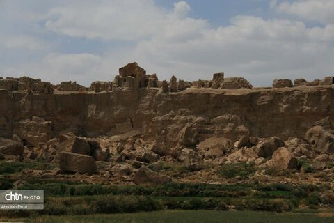 ایزدخواست؛ شکوهی به وسعت تاریخ