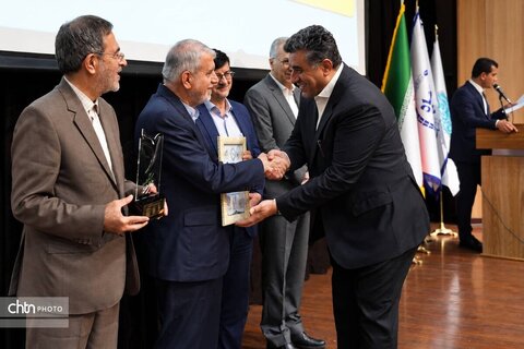شرکت توسعه گردشگری ایران موفق به کسب جایزه ملی تعالی صنعت گردشگری ایران شد