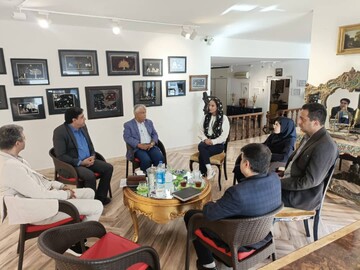 بازدید و نشست هماندیشی توسعه و ترویج صنایع دستی شمیرانات در «خانه صنایع دستی دوآ»