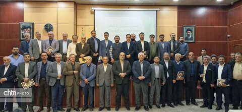 نشست صمیمی دادستان طرقبه شاندیر با فعالان گردشگری شهرستان