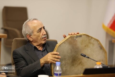 ارزیابی هنرمندان ساز سازی سنتی در نشست کمیته تخصصی شورای ارزشیابی هنرمندان صنایع دستی