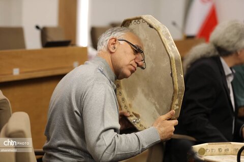 ارزیابی هنرمندان ساز سازی سنتی در نشست کمیته تخصصی شورای ارزشیابی هنرمندان صنایع دستی
