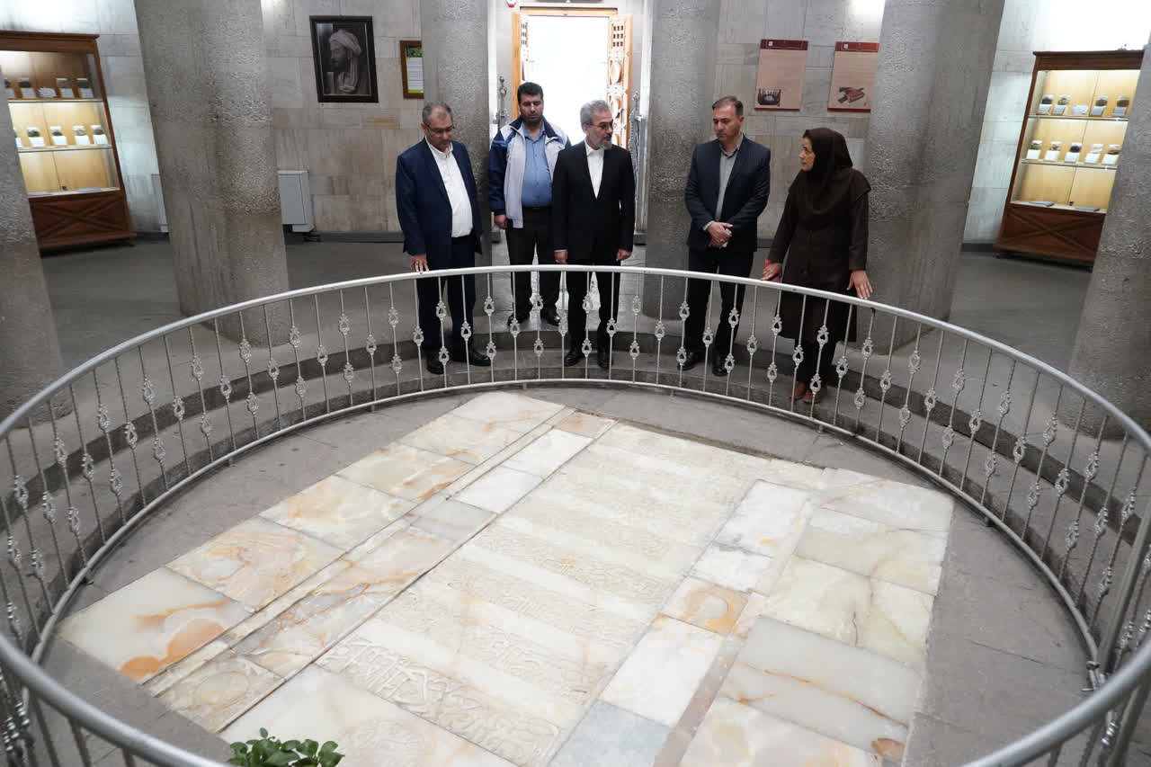 مدیرکل میراثفرهنگی اصفهان از موزه منطقهای غرب کشور بازدید کرد