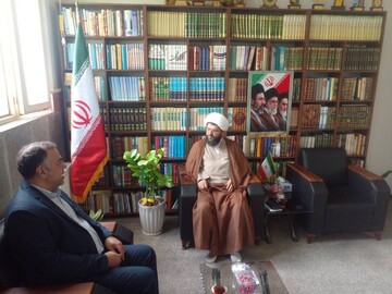 دیدار رئیس اداره میراث‌فرهنگی پاکدشت با امام جمعه شهرستان