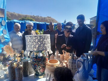 بازارچه صنایع‌دستی و تولیدات محلی در تفرجگاه تنگه گزی شوقان افتتاح شد