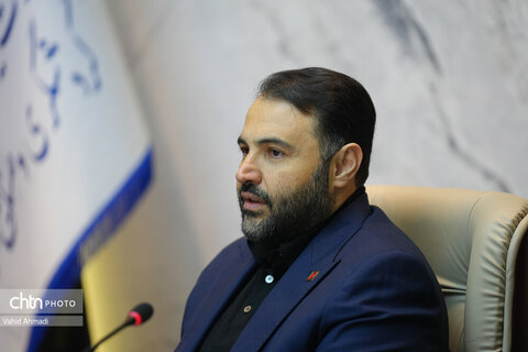 نشست با مدیرعامل، اعضای هیئت‌مدیره و مدیران ارشد بانک شهر