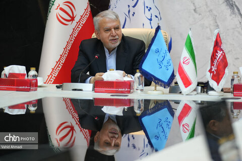 نشست با مدیرعامل، اعضای هیئت‌مدیره و مدیران ارشد بانک شهر