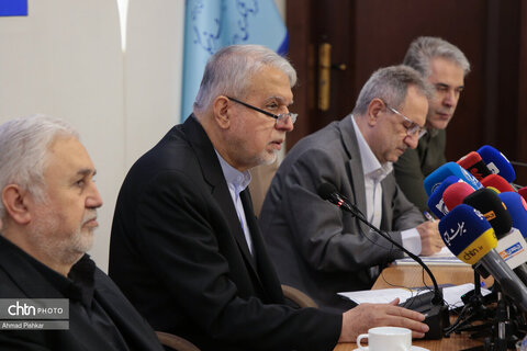 نشست رسانه‌ای وزیر میراث فرهنگی، گردشگری و صنایع دستی